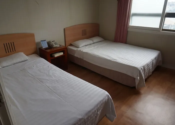 Glory Haeundae 3*