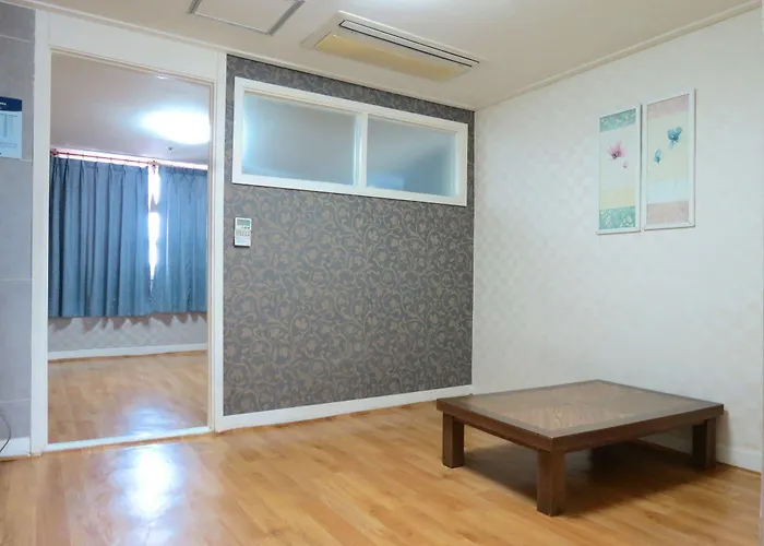 Glory Haeundae Hotel 3*